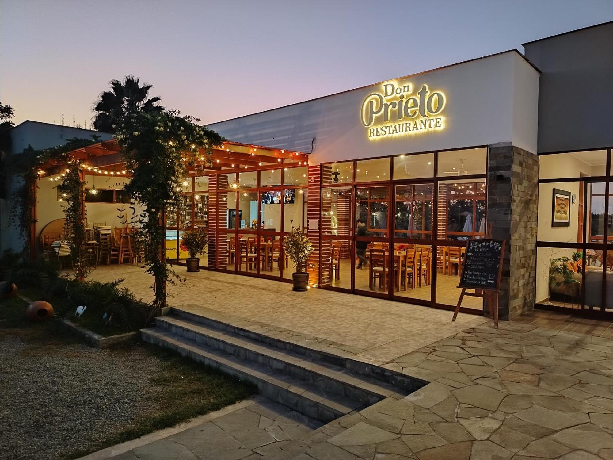 Hotel La Colina Cerro Prieto Exteriör bild